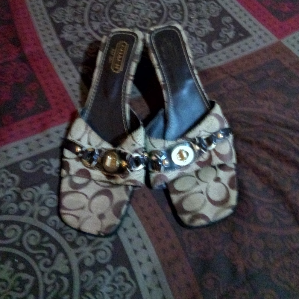 Coach slide sandles